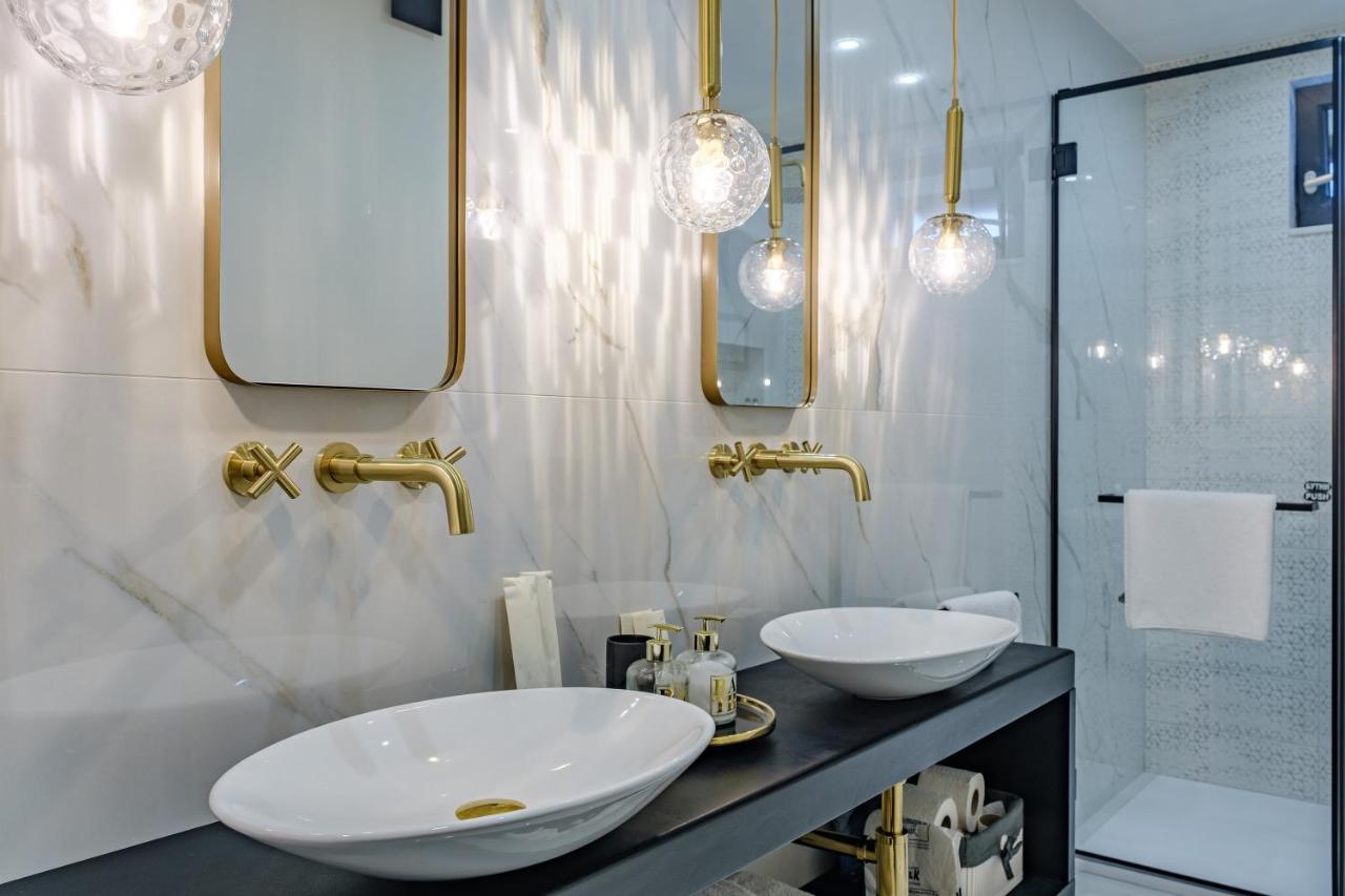 Golden Black Burgaz Dış mekan fotoğraf